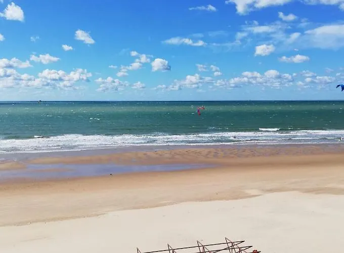 アパート Quiero *