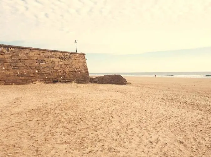 Quiero アパート カディス